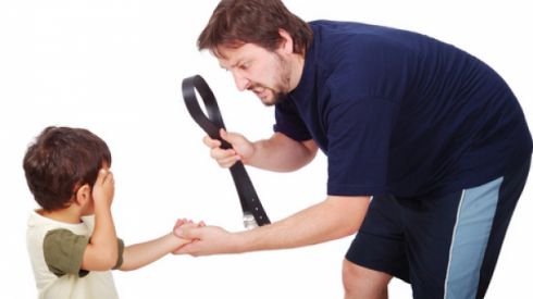 Физически наказанные дети вырастут больными