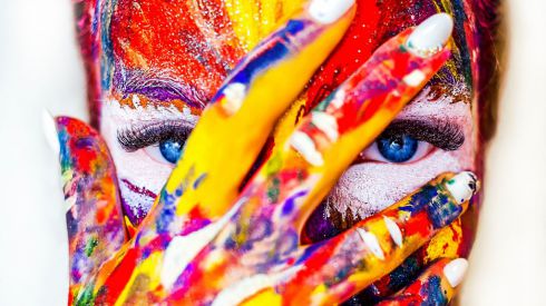 Цветотерапия: что это и как влияет на здоровье?