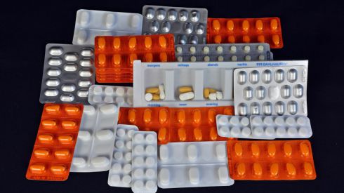 На лекарствах перестанут указывать их форму и введут единую дозировку