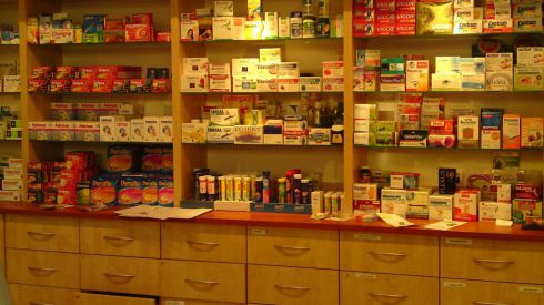 Из-за супермаркетов в аптеках подскачут цены на 16%