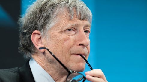 Билл Гейтс раcсказал, когда появится вакцина от коронавируса