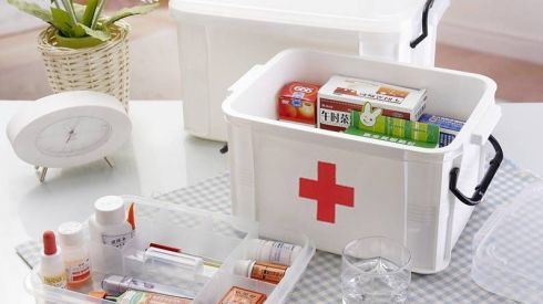 Какие лекарства лучше выбросить из домашней аптечки