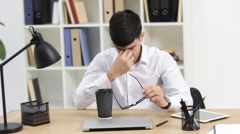Сверхурочная работа увеличивает риск инсульта и ишемической болезни сердца