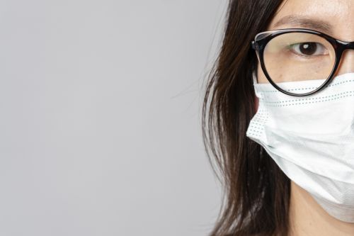 Мнения врачей об эффективности маски неоднозначны