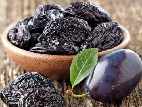 Чернослив полезен женщинам в период менопаузы
